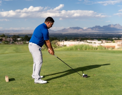 man golfing in Las Cruces